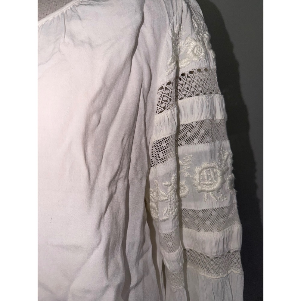 Chicos White Lace Embroidered Button Front Blouse Long Sleeve Boho Top Size 2 X8 - Picture 5 of 9